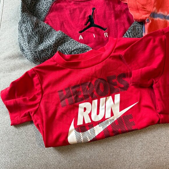 bundle of 6 kids shirts 2T/3T - Picture 6 of 11
